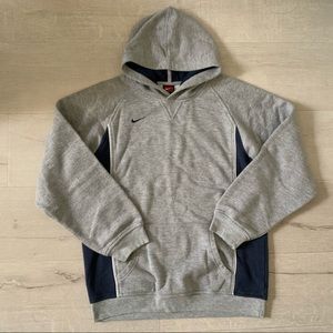 Vintage Y2K Nike Team Hoodie Sweater